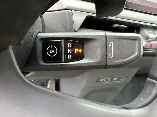 2024 Kia EV9 Wind SUV