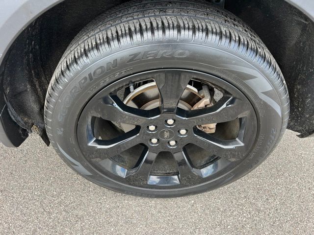 2023 Ford Explorer ST-Line SUV