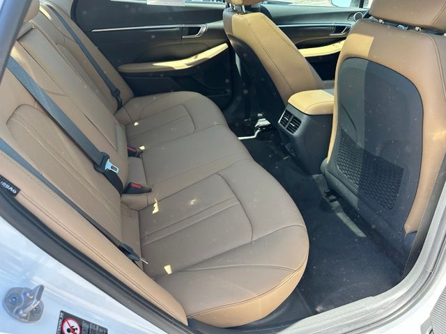 2023 Hyundai Sonata Hybrid Limited Sedan