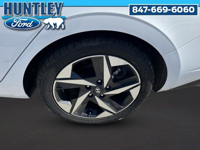 2023 Hyundai Elantra HEV Limited Sedan