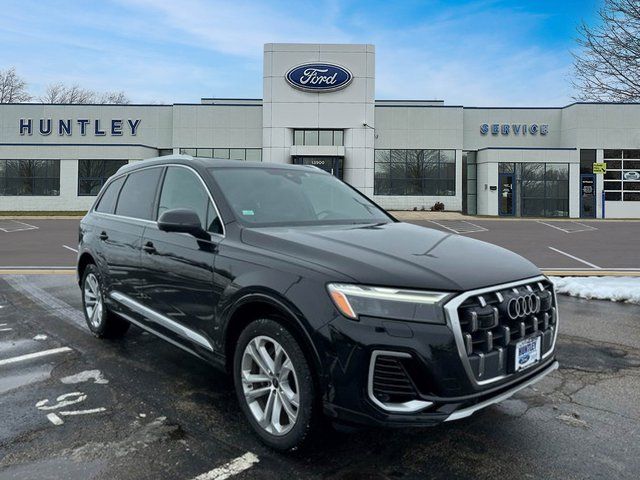 2025 Audi Q7 55 Premium Plus SUV