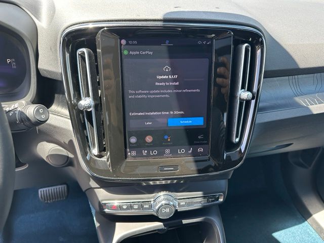 2023 Volvo XC40 Recharge Pure Electric Ultimate SUV