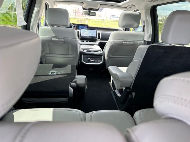 2025 Ford Expedition Active SUV