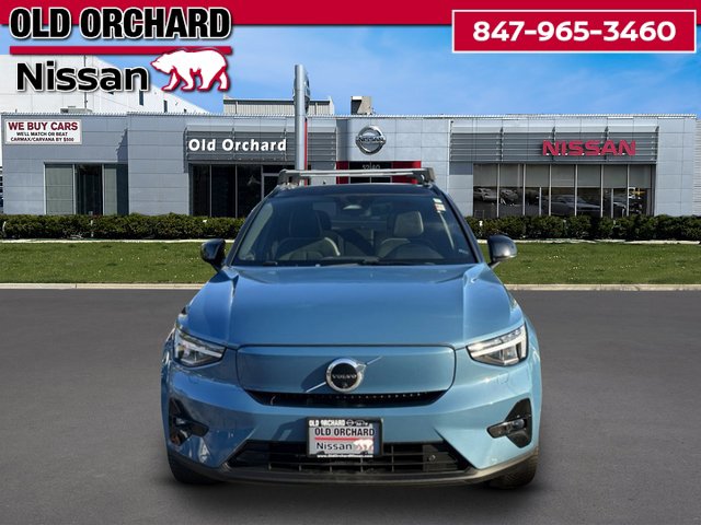 Used 2023 Volvo XC40 Plus with VIN YV4ED3UW3P2924860 for sale in Skokie, IL