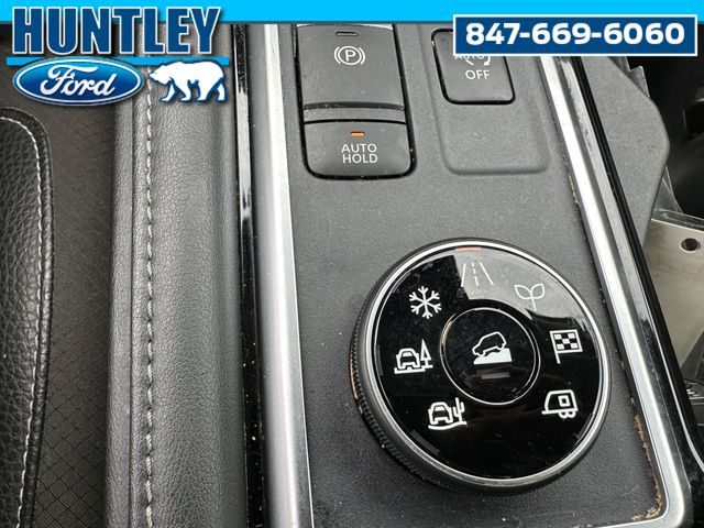 2023 Nissan Pathfinder SL SUV