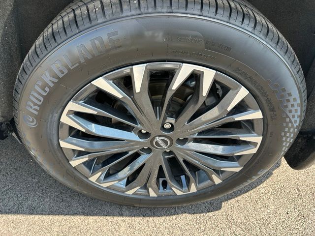 2024 Nissan Rogue Platinum SUV