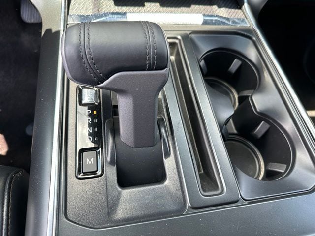 2021 Ford F-150 Raptor Truck SuperCrew Cab