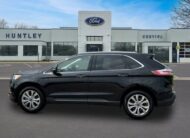 2022 Ford Edge Titanium SUV