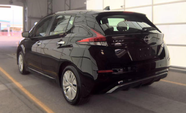 2025 Nissan LEAF S Hatchback