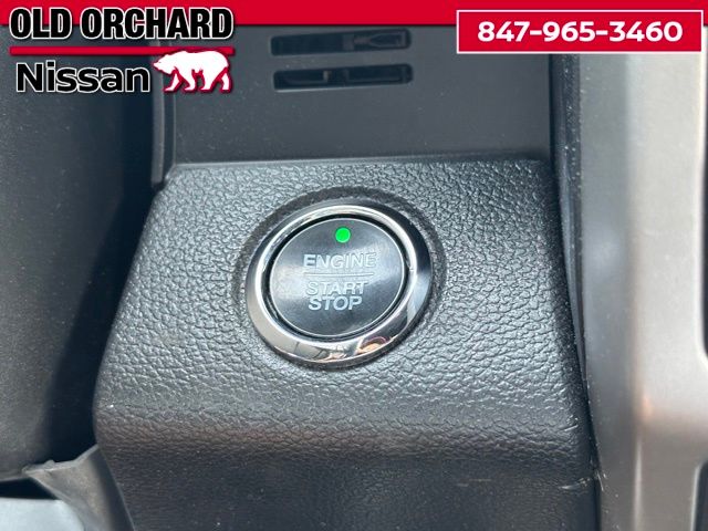 2020 Ford F-150 Lariat Truck SuperCrew Cab