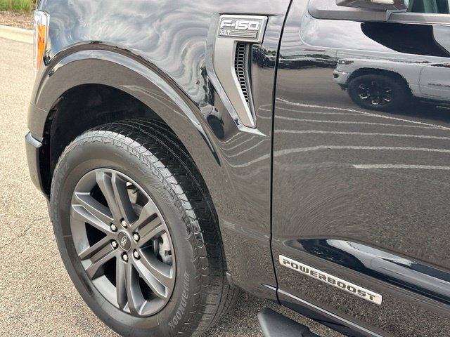 2023 Ford F-150 XLT Truck SuperCrew Cab