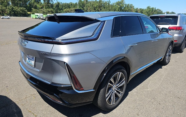 2024 CADILLAC LYRIQ Luxury SUV