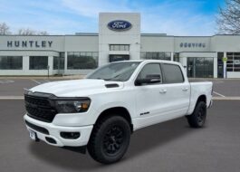 2022 Ram 1500 Big Horn/Lone Star Truck Crew Cab
