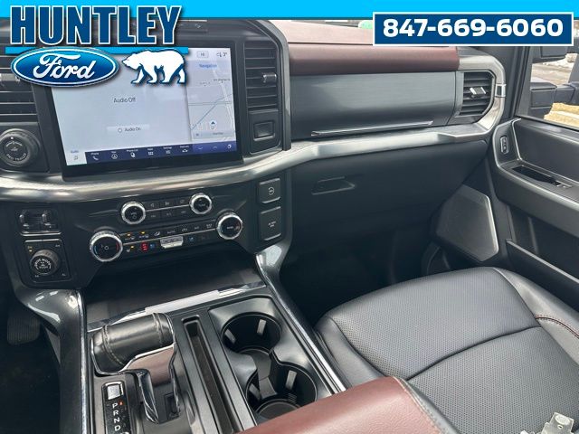2022 Ford F-150 Lariat Truck SuperCrew Cab