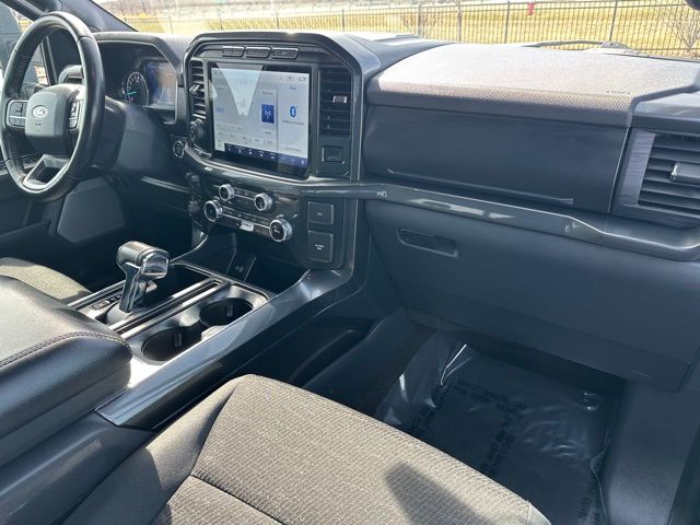 2022 Ford F-150 XLT Truck SuperCrew Cab