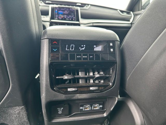 2025 Jeep Grand Cherokee L Altitude X SUV