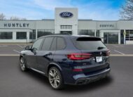 2022 BMW X5 M50i SUV