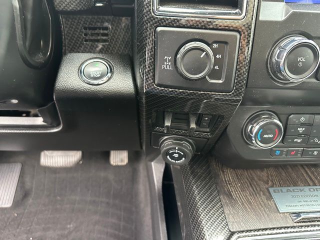 2021 Ford F-250 Lariat Truck Crew Cab