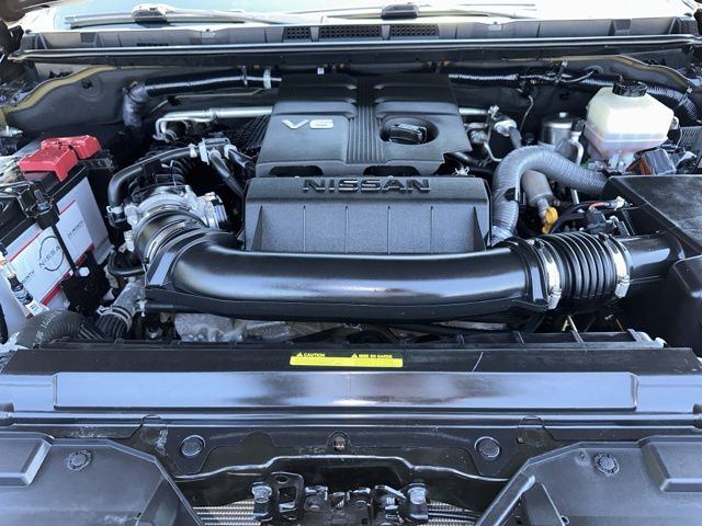 2023 Nissan Frontier PRO-4X Truck Crew Cab