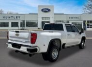 2022 Chevrolet Silverado 3500 HD High Country Truck Crew Cab