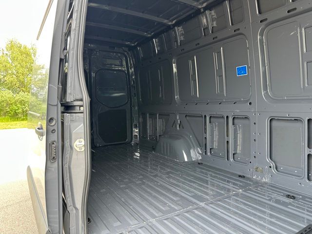 2024 Mercedes-Benz Sprinter 2500 Cargo 170 WB Van