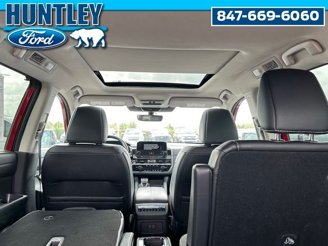 2023 Nissan Pathfinder SL SUV