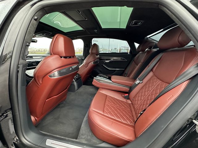 2021 Audi S8 4.0T Sedan