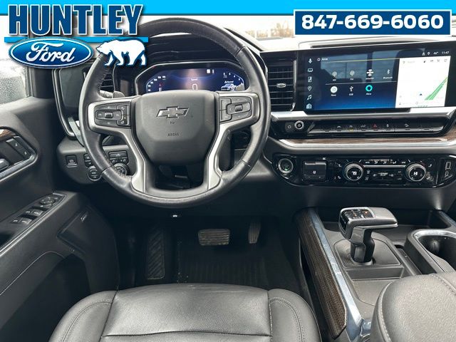 2022 Chevrolet Silverado 1500 LT Trail Boss Truck Crew Cab