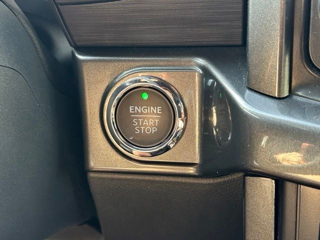 2023 Ford F-150 XLT Truck SuperCrew Cab