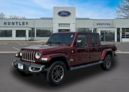 2021 Jeep Gladiator Overland Truck Crew Cab