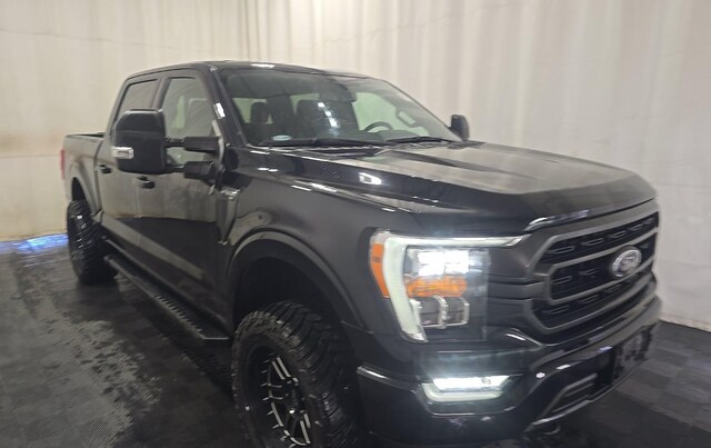 2022 Ford F-150 XLT Truck SuperCrew Cab