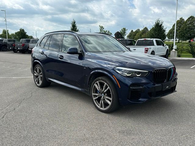 2022 BMW X5 M50i SUV