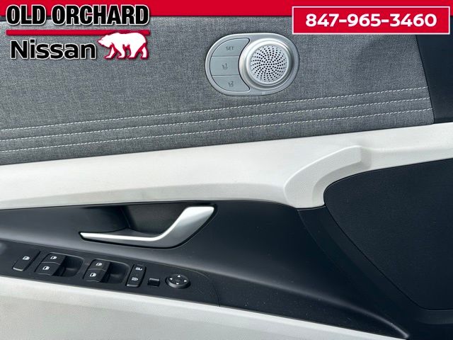 2023 Hyundai Elantra HEV Limited Sedan