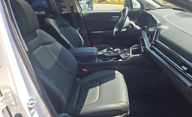 2025 Kia Sportage Hybrid EX SUV
