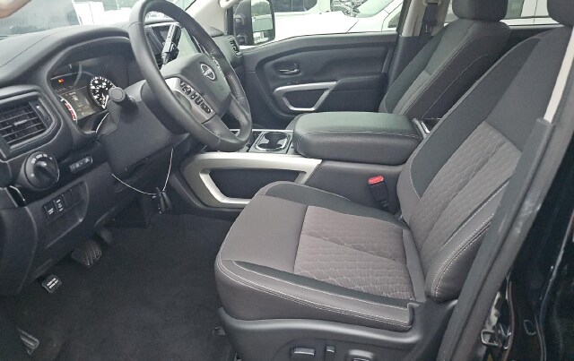 2024 Nissan Titan SV Truck Crew Cab