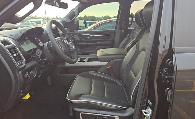 2025 Ram 1500 Laramie Truck Crew Cab