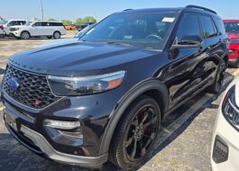 2023 Ford Explorer ST SUV
