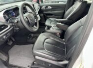 2024 Chrysler Pacifica Plug-In Hybrid Select Van Passenger Van