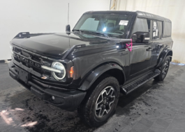 2025 Ford Bronco Outer Banks SUV