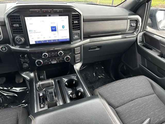 2022 Ford F-150 XLT Truck SuperCrew Cab