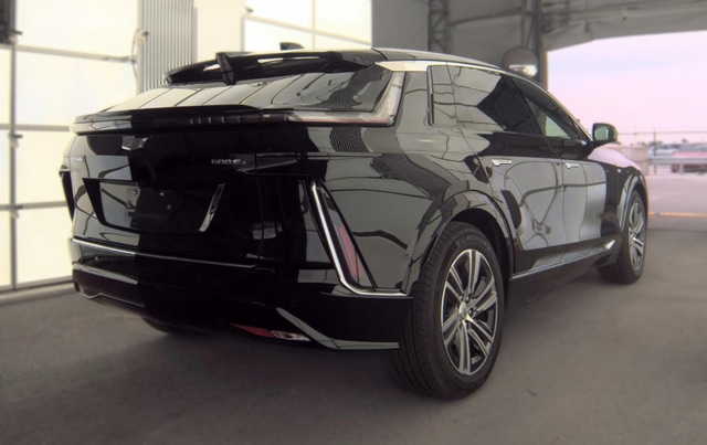 2024 CADILLAC LYRIQ Luxury SUV