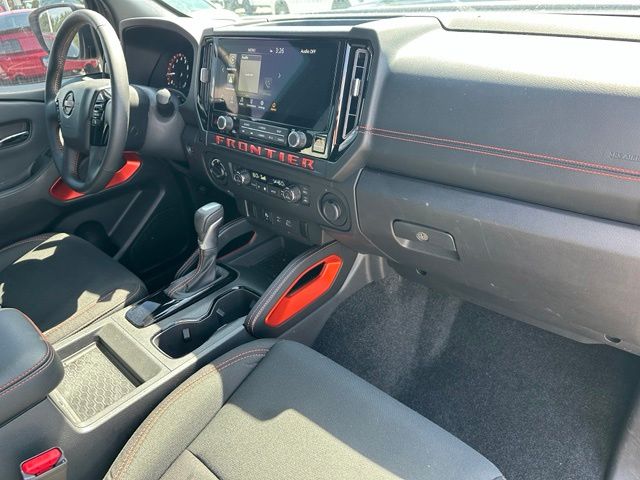 2025 Nissan Frontier PRO-4X Truck Crew Cab