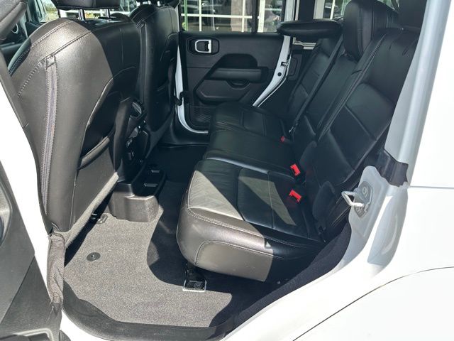 2021 Jeep Wrangler Unlimited Sahara Altitude SUV
