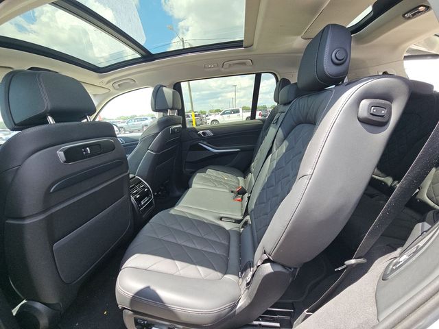 2025 BMW X7 xDrive40i SUV
