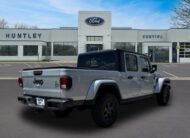 2022 Jeep Gladiator Willys Truck Crew Cab