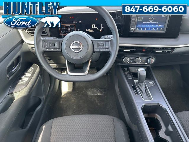 2025 Nissan Kicks S SUV