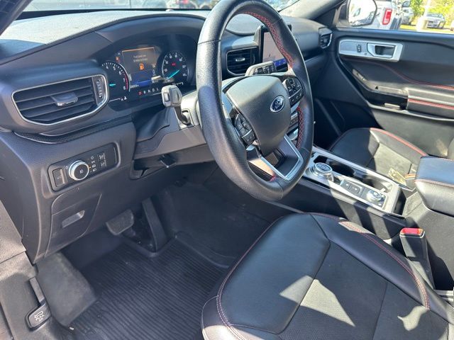 2023 Ford Explorer ST-Line SUV
