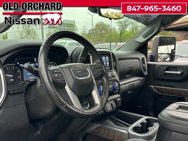 2022 GMC Sierra 2500 HD Denali Truck Crew Cab