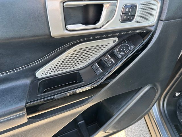 2022 Ford Explorer ST SUV