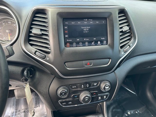 2019 Jeep Cherokee Latitude SUV